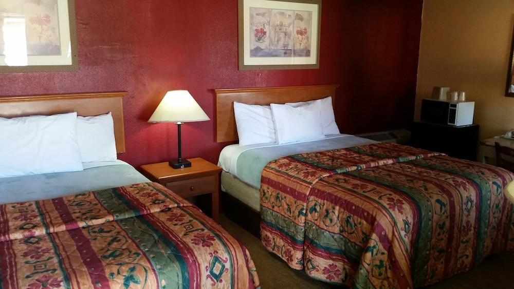 El Rancho Motel photo 5
