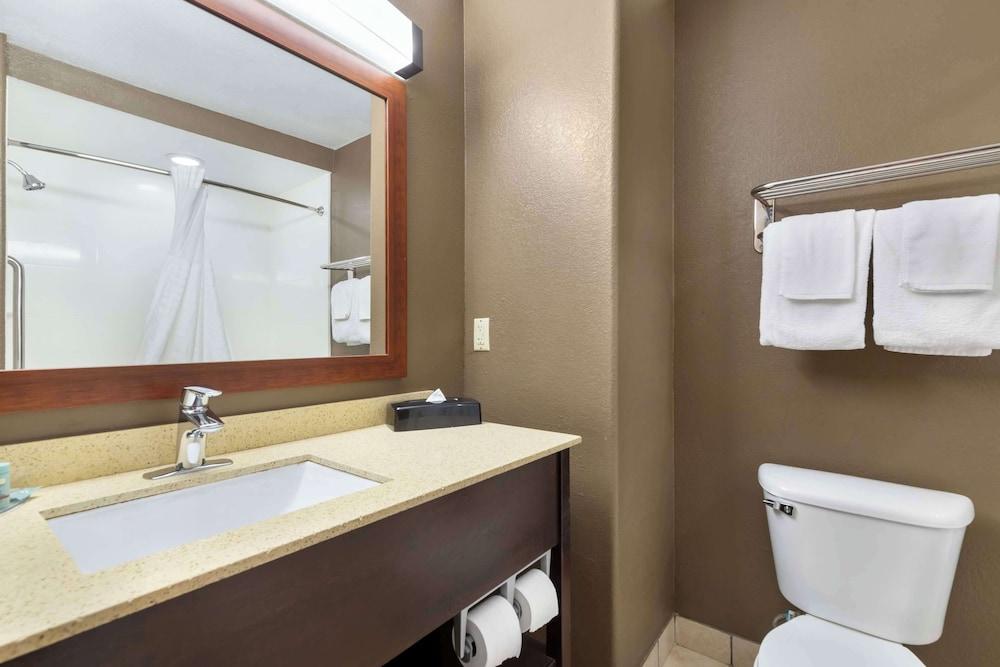 Best Western Northwest Corpus Christi Inn & Suites photo 37