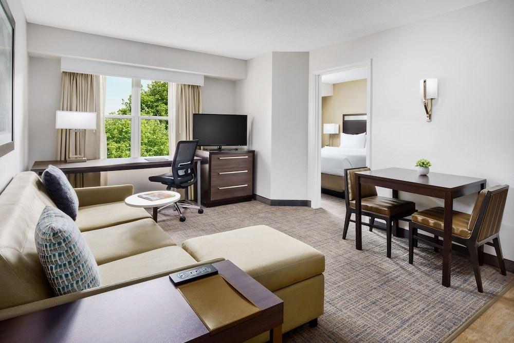 Residence Inn by Marriott Boston-Franklin photo 11