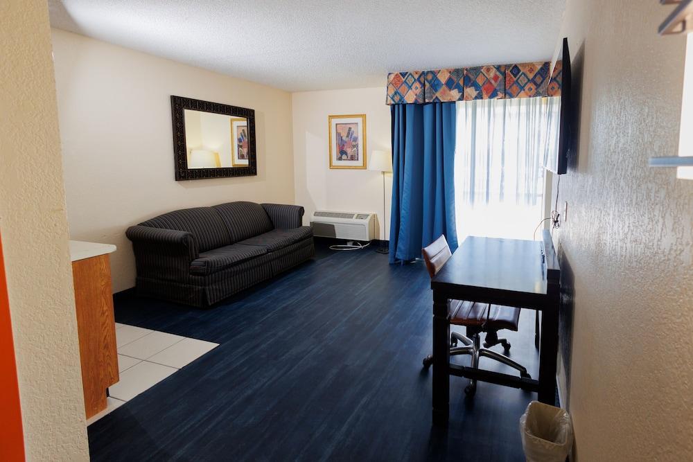 Garnet Inn & Suites, Orlando photo 85