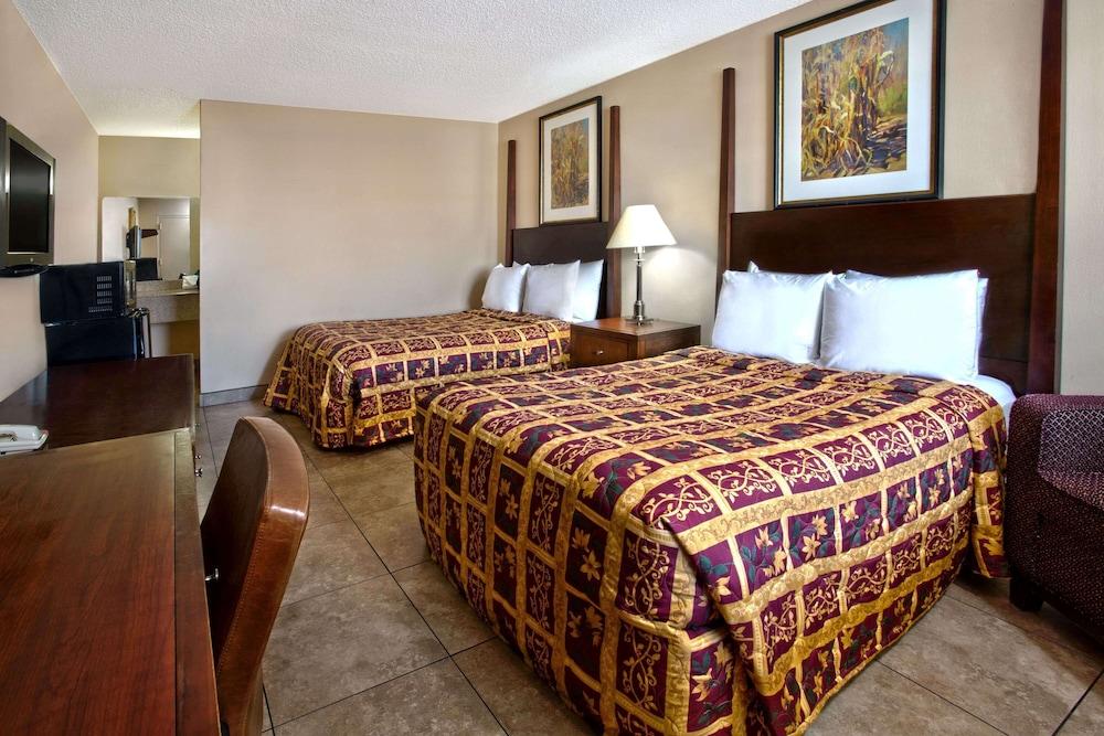 Knights Inn Orlando photo 9