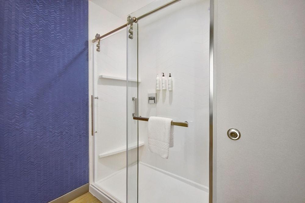 Fairfield Inn & Suites by Marriott Cincinnati North photo 14