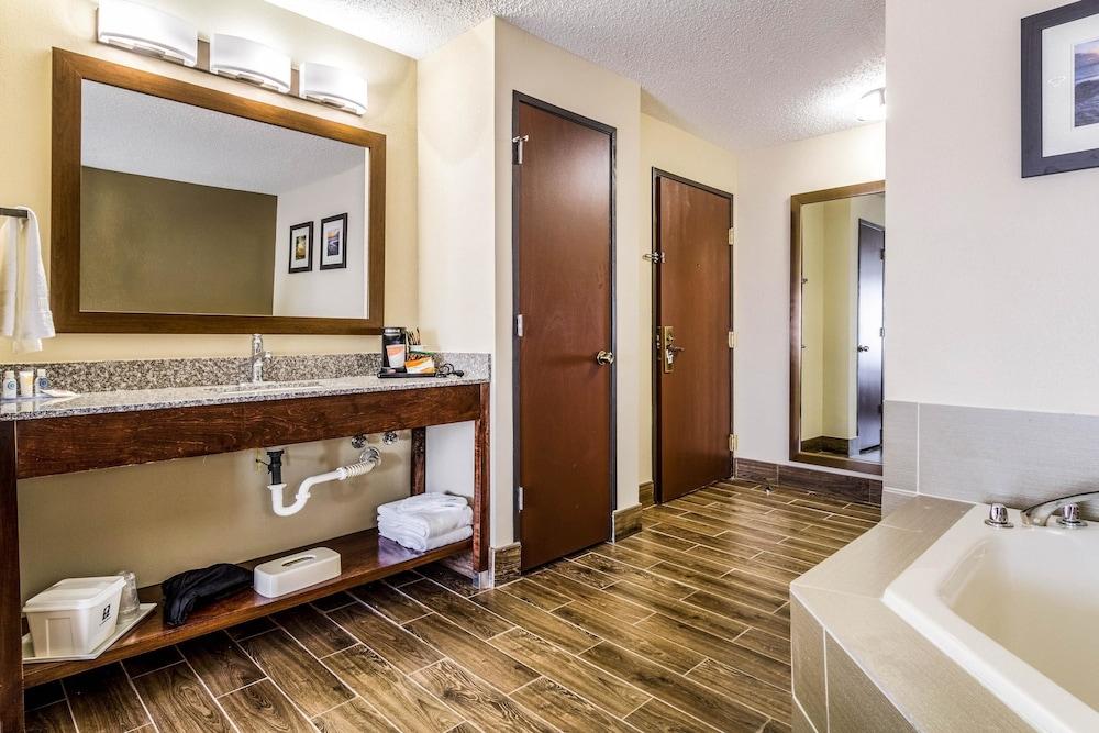Comfort Inn Norwalk - Sandusky photo 3