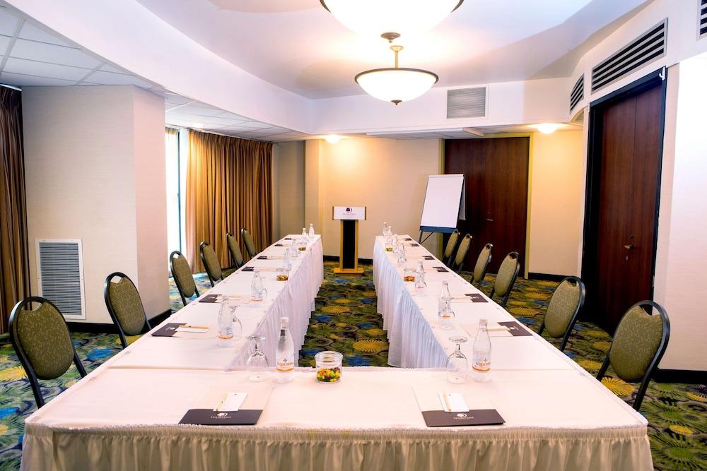 DoubleTree by Hilton Hotel Portland photo 40