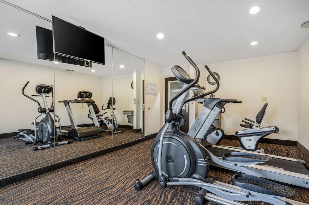 Sleep Inn Naperville - Chicago photo 24