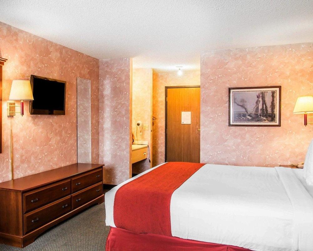 Econo Lodge Longmont East photo 4