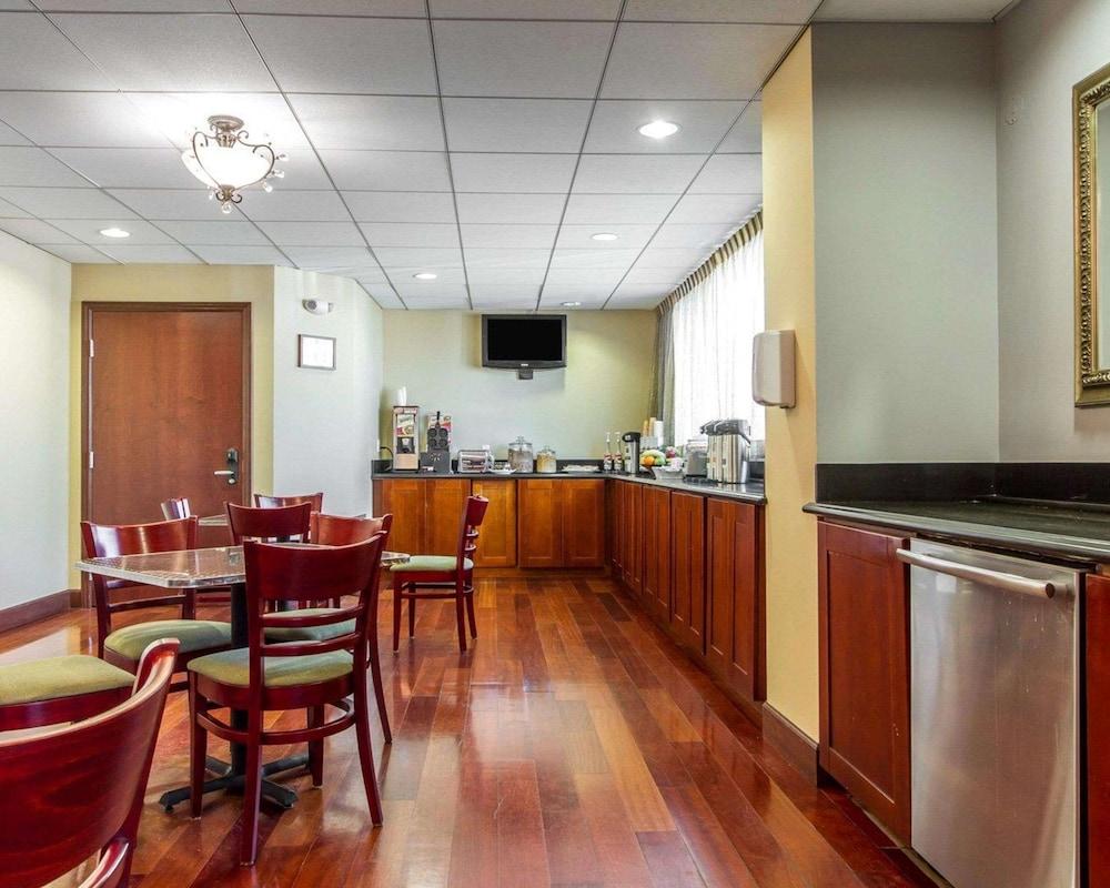 Villa Montes Hotel photo 46
