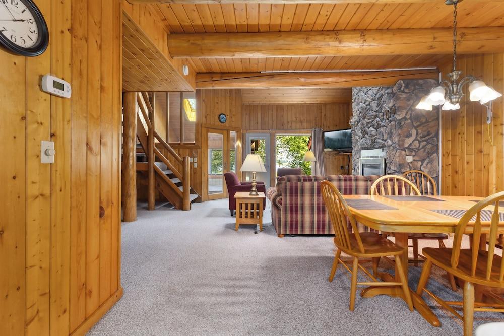 The Lodges at Breezy Point photo 88