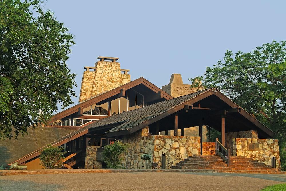 Salt Fork Lodge and Conference Center photo 10