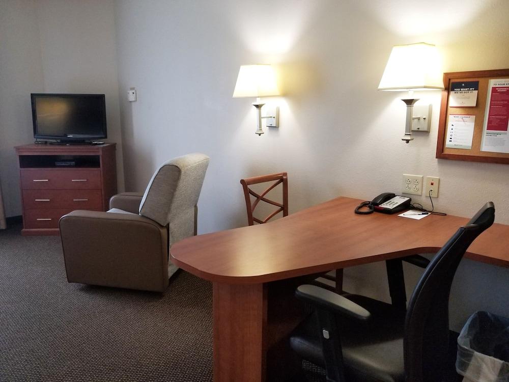 Candlewood Suites Cape Girardeau by IHG photo 58