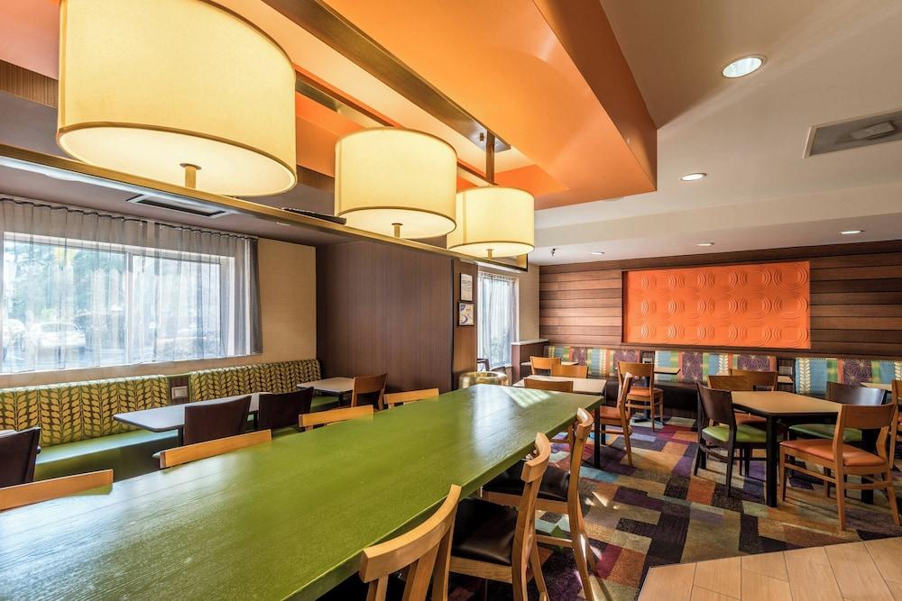 Fairfield Inn By Marriott Savannah I-95 South photo 4