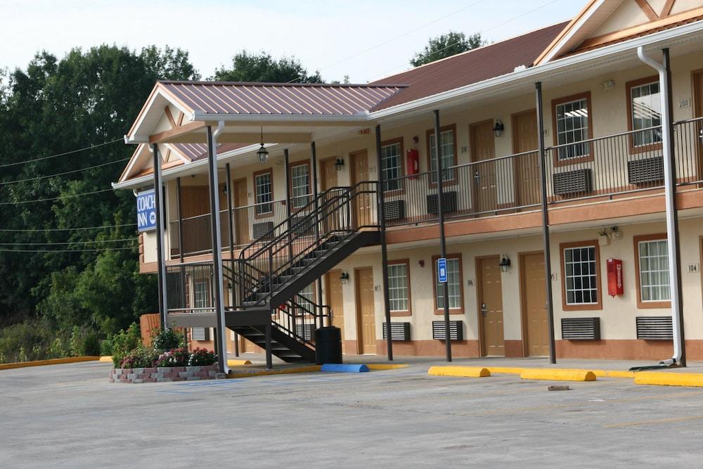 Coach Inn photo 9