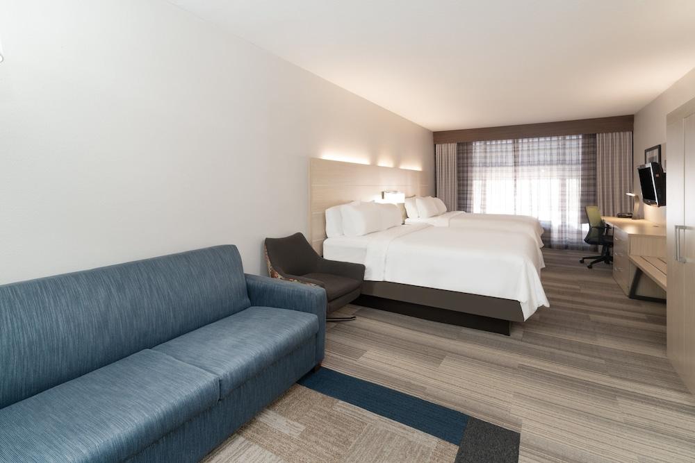 Holiday Inn Express Hotel & Suites Magee by IHG photo 9