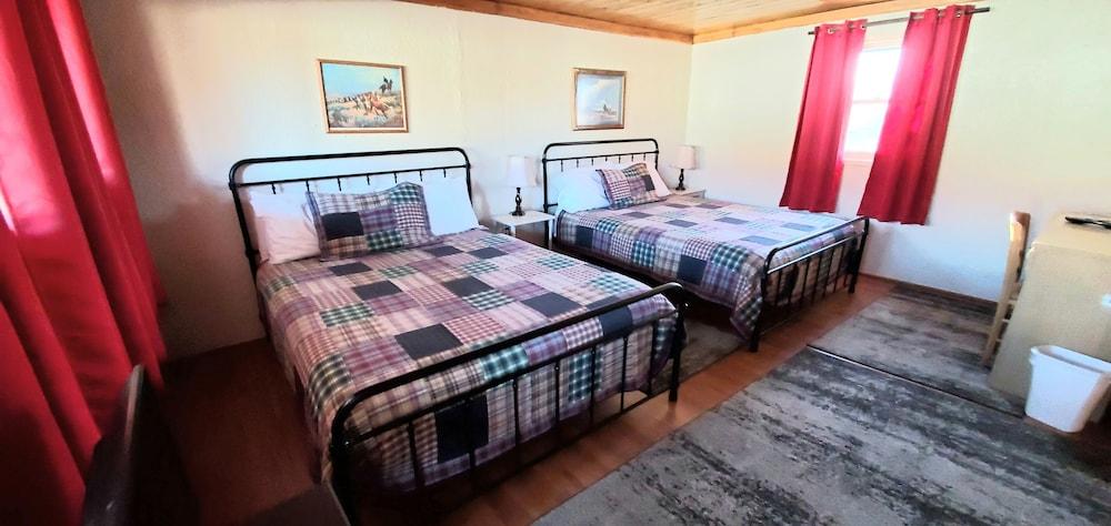 Hikers Cimarron Inn & RV Park LLC photo 2
