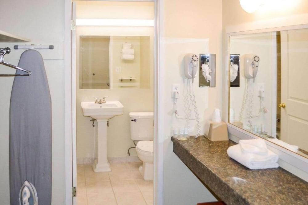 Central Phoenix Hotel photo 15