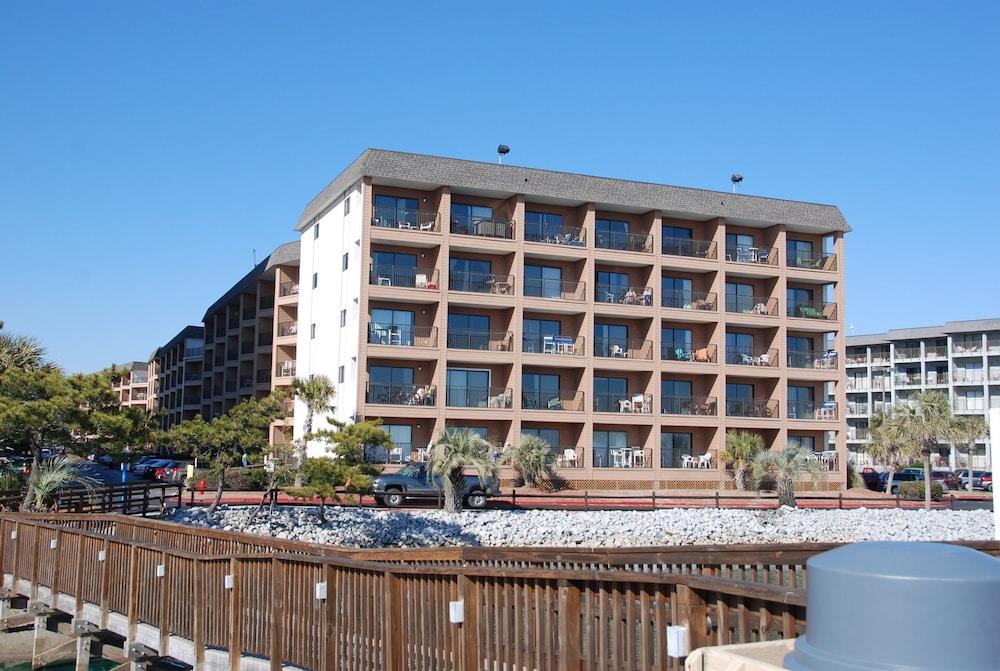 Myrtle Beach Resort by Beach Vacations photo 17