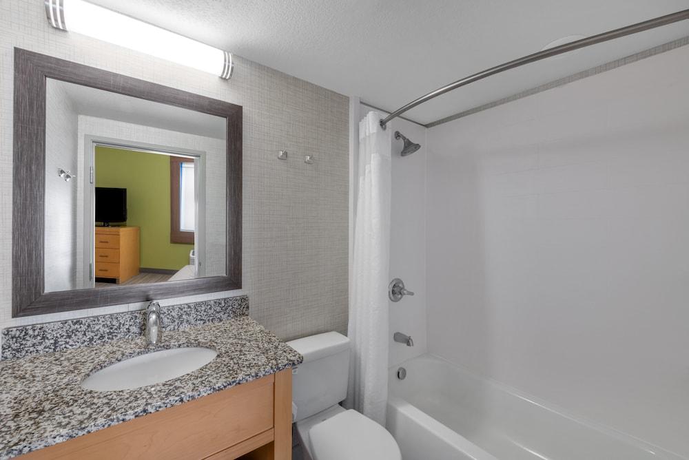 Holiday Inn Express & Suites Wheat Ridge-Denver West by IHG photo 19