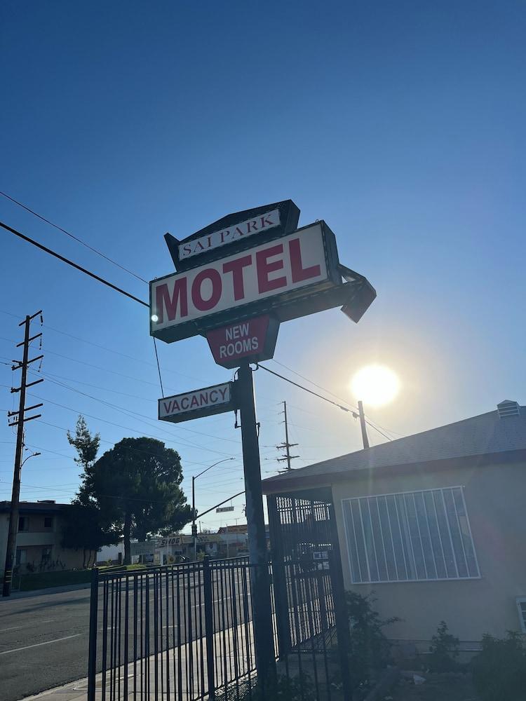 Sai Park Motel photo 14