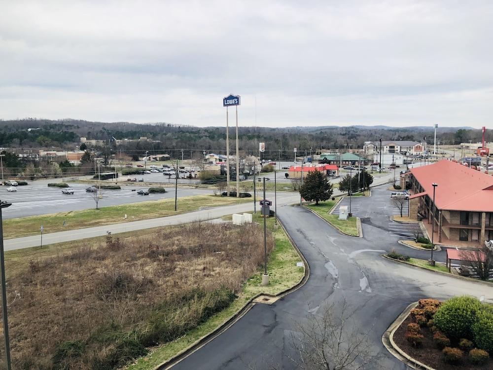 Hampton Inn Ft Payne photo 22