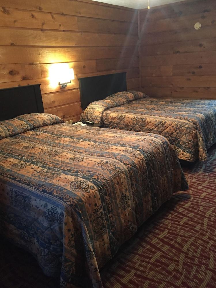 Lexington Inn photo 27