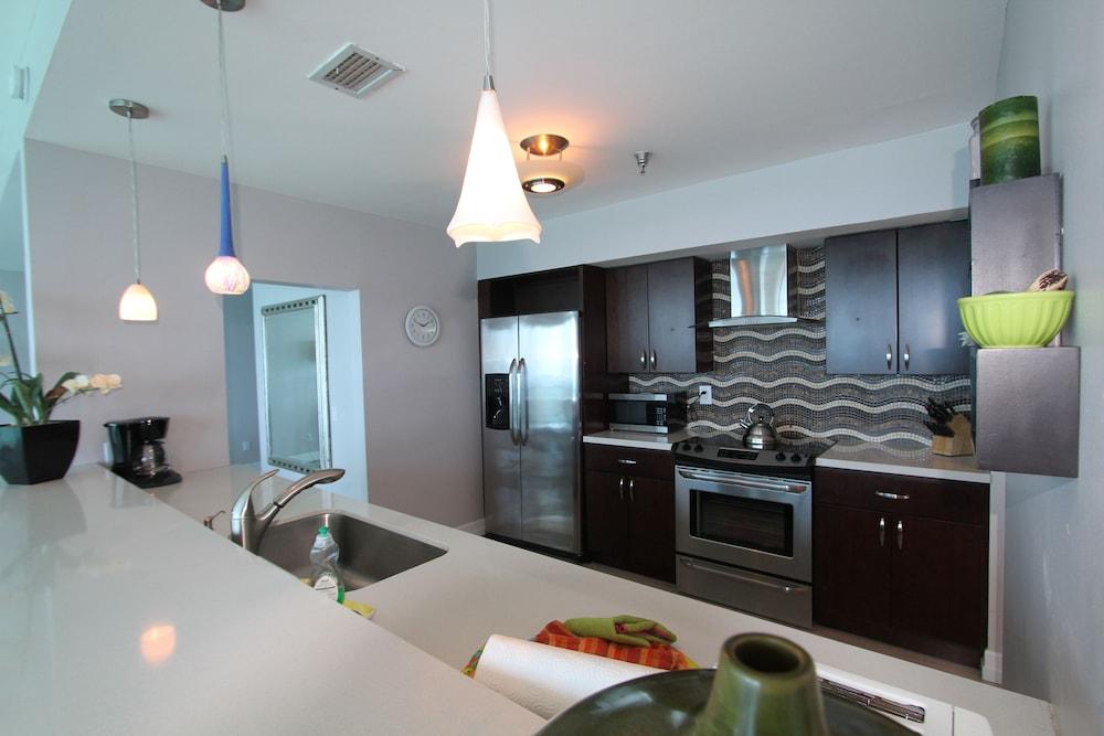 Soleil Apartments at Castle Beach Club photo 29