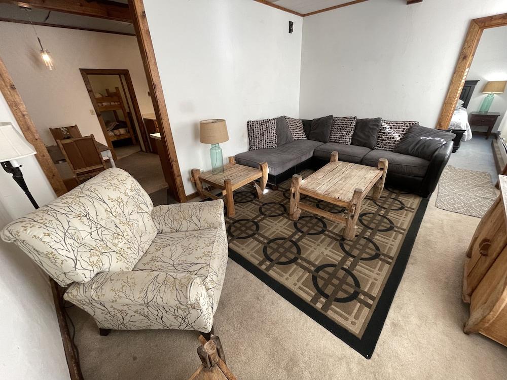 Adventures Vacation Rentals photo 11