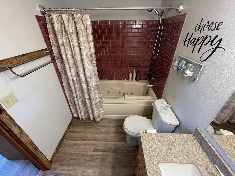 Denali Lakeview Inn photo 18