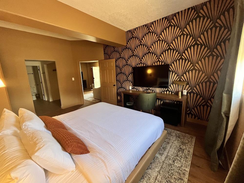 El Verde Inn photo 8