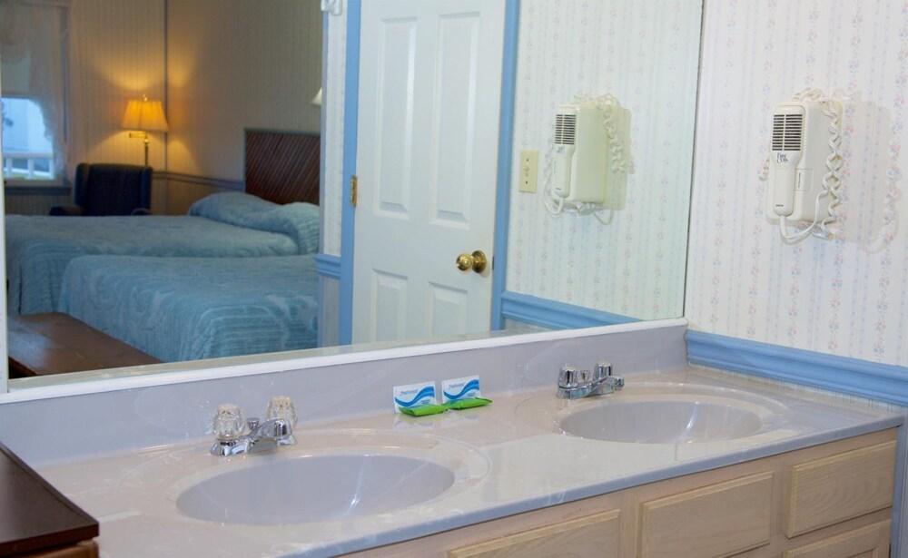 Myer Motel photo 22