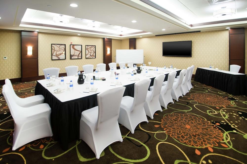 Embassy Suites by Hilton Fayetteville Fort Bragg photo 39