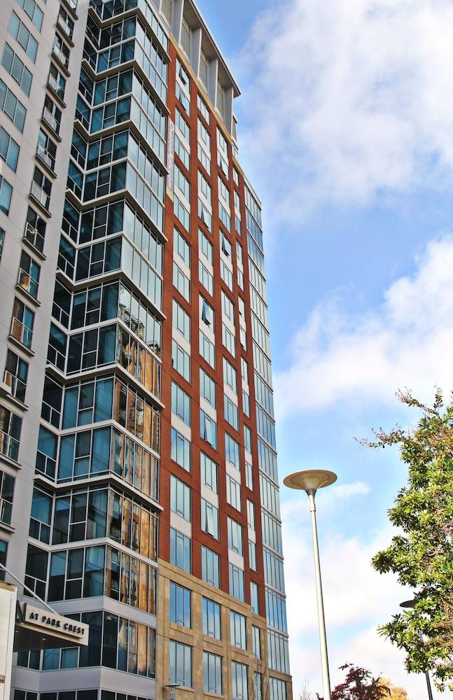 Weichert Suites at The Ovation photo 13
