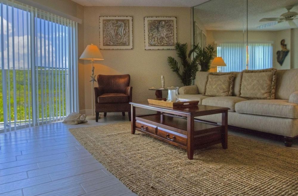 Ocean Pointe Suites at Key Largo photo 52