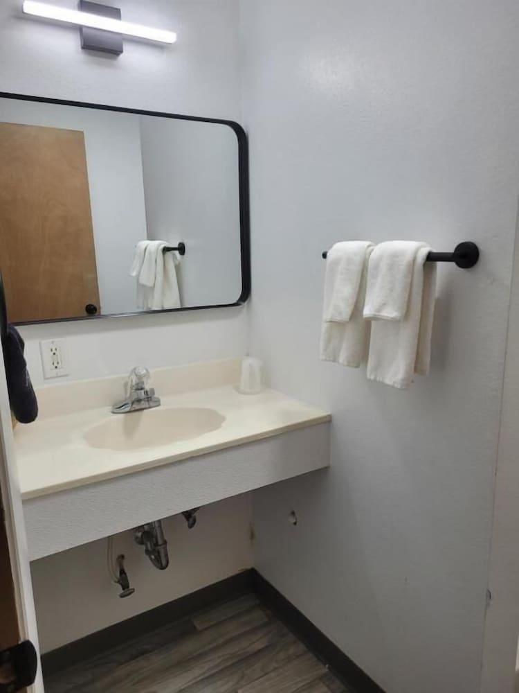 Lake Stop Resort photo 3