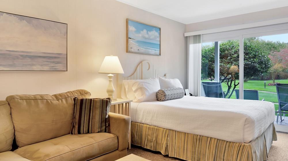 East Hampton House Resort photo 60