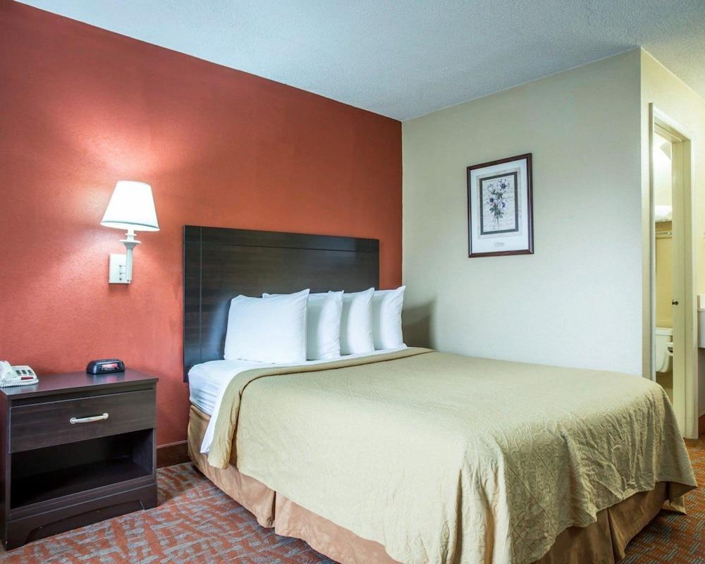 Quality Inn & Suites Monroe photo 19