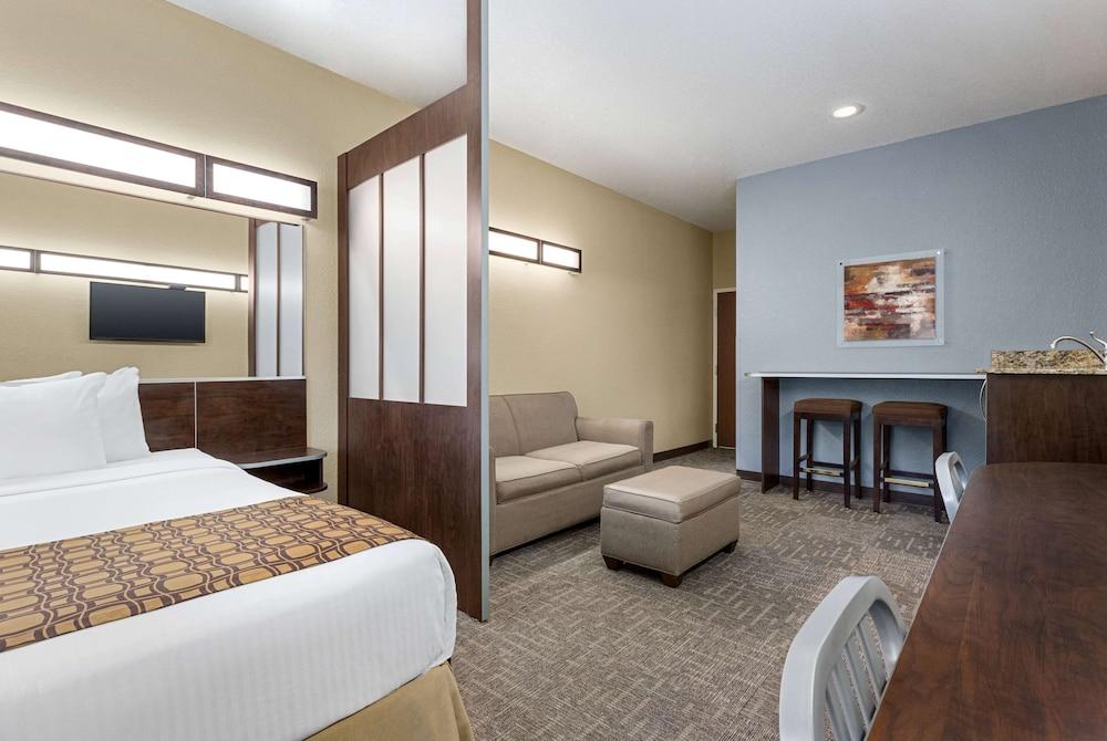 Microtel Inn & Suites by Wyndham Woodstock/Atlanta North photo 23