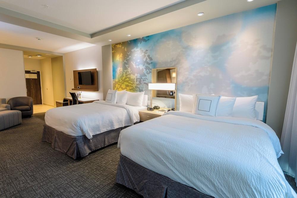 Courtyard by Marriott Lake Jackson photo 19