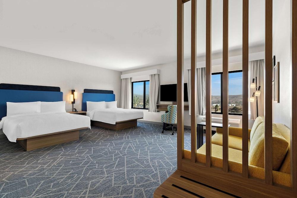 Hampton Inn & Suites Corona, Ca photo 28