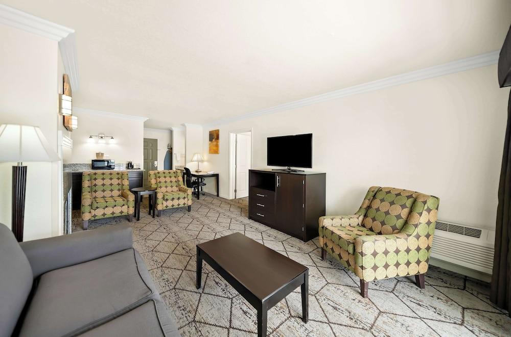 Best Western Executive Inn photo 11