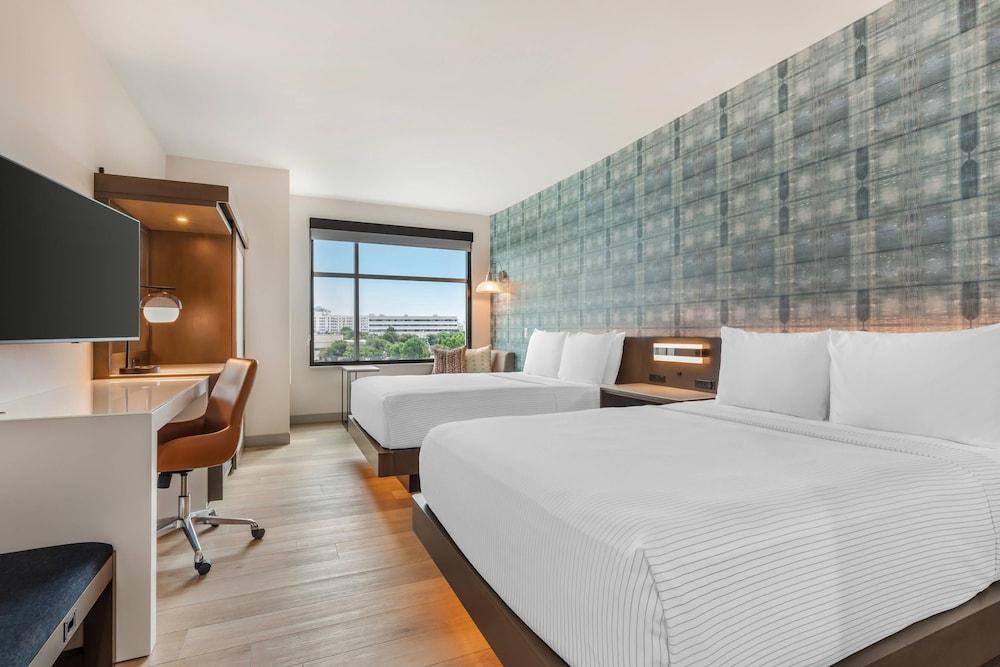 Cambria Hotel Fort Worth - Medical Center photo 5