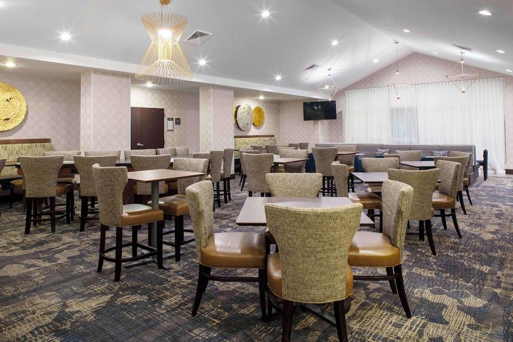 Homewood Suites by Hilton St Louis - Galleria photo 3