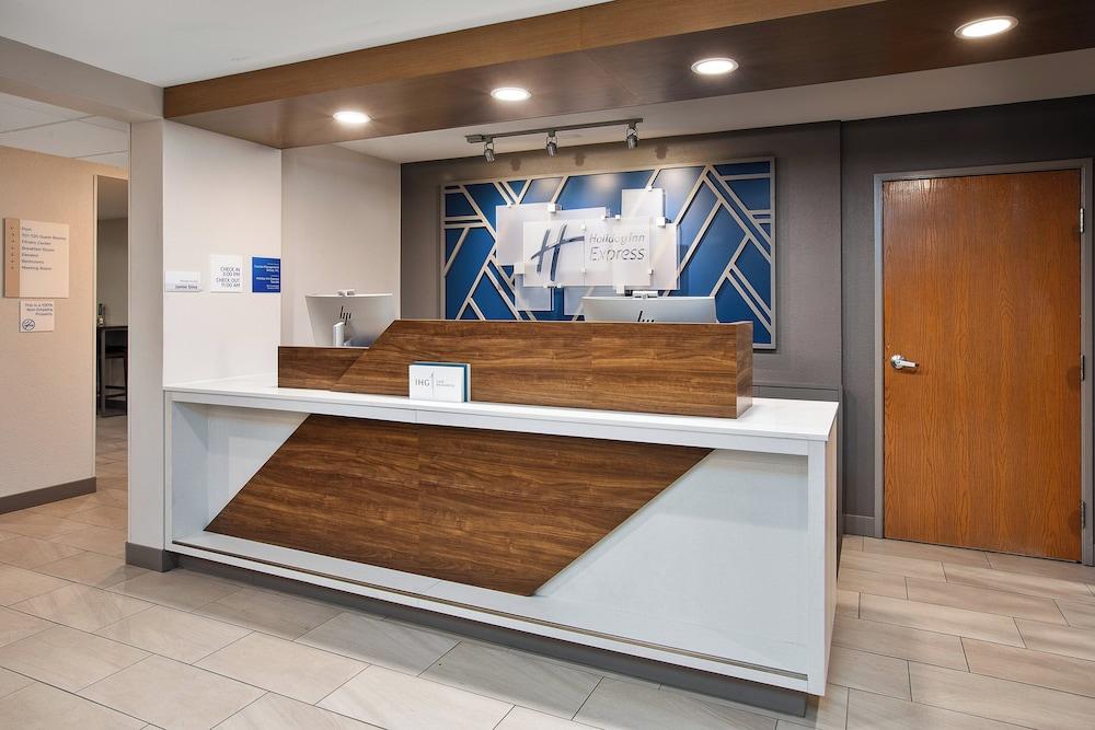 Holiday Inn Express Tuscola by IHG photo 5
