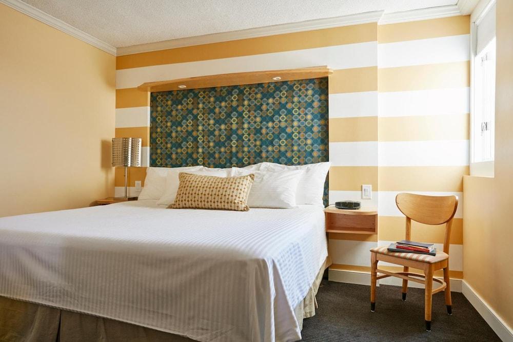 Oceanfront Pan American Hotel photo 20