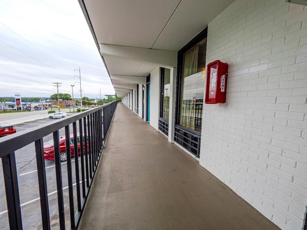 Clarion Pointe Winston – Salem Downtown photo 24