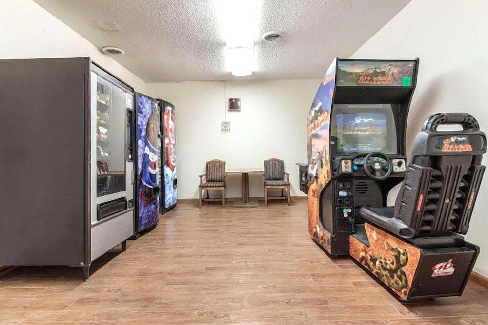 Coratel Inn & Suites By Jasper McCook photo 32