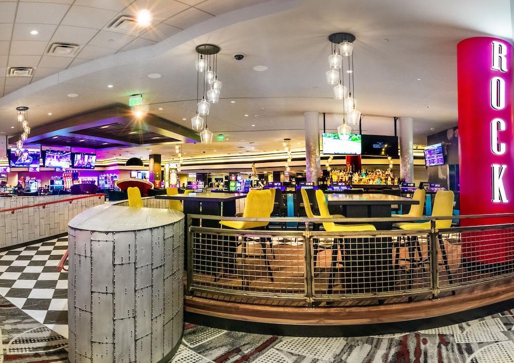 Hollywood Casino at Greektown photo 21