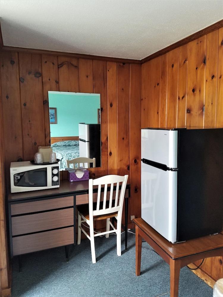 Bass River Motel photo 24