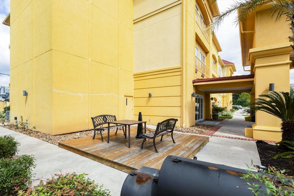 La Quinta Inn & Suites by Wyndham Livingston photo 28