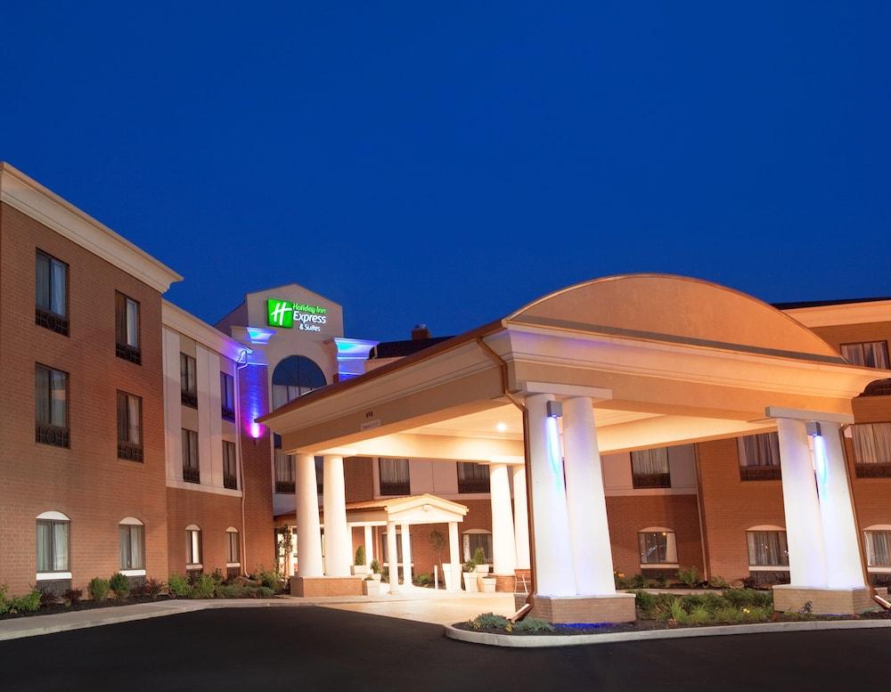 Holiday Inn Express & Suites Akron Regional Airport Area by IHG — hotel in Akron