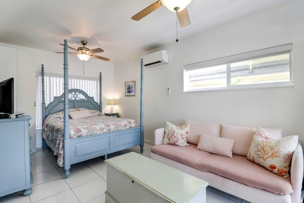 Sea Spray Inn photo 89